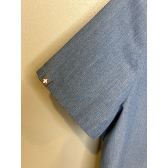 Figs Technical Collection Denim Blue Size XS Scrub Top - Picture 3 of 4